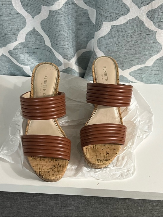 Kenneth Cole Shoes - Kenneth Cole Brown Cork Slide wedges